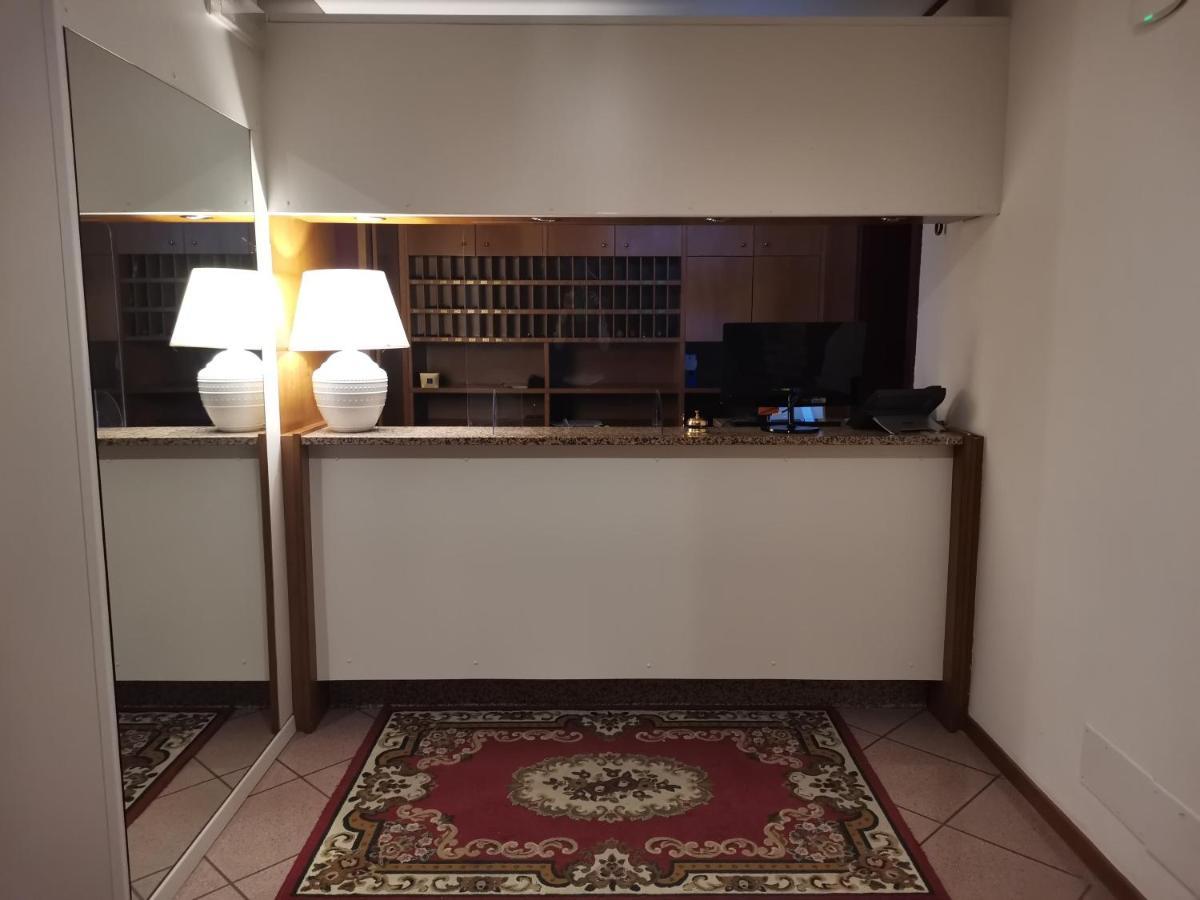 Sunlake Hotel Riva del Garda Extérieur photo