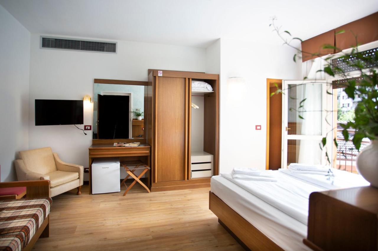 Sunlake Hotel Riva del Garda Extérieur photo