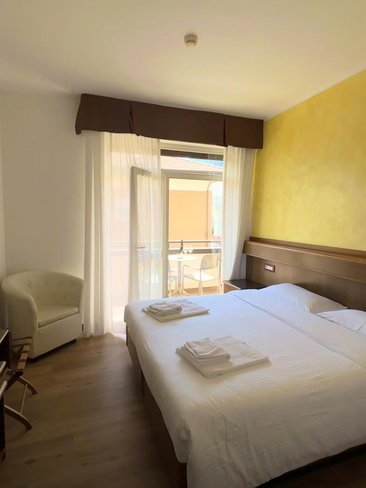 Sunlake Hotel Riva del Garda Extérieur photo