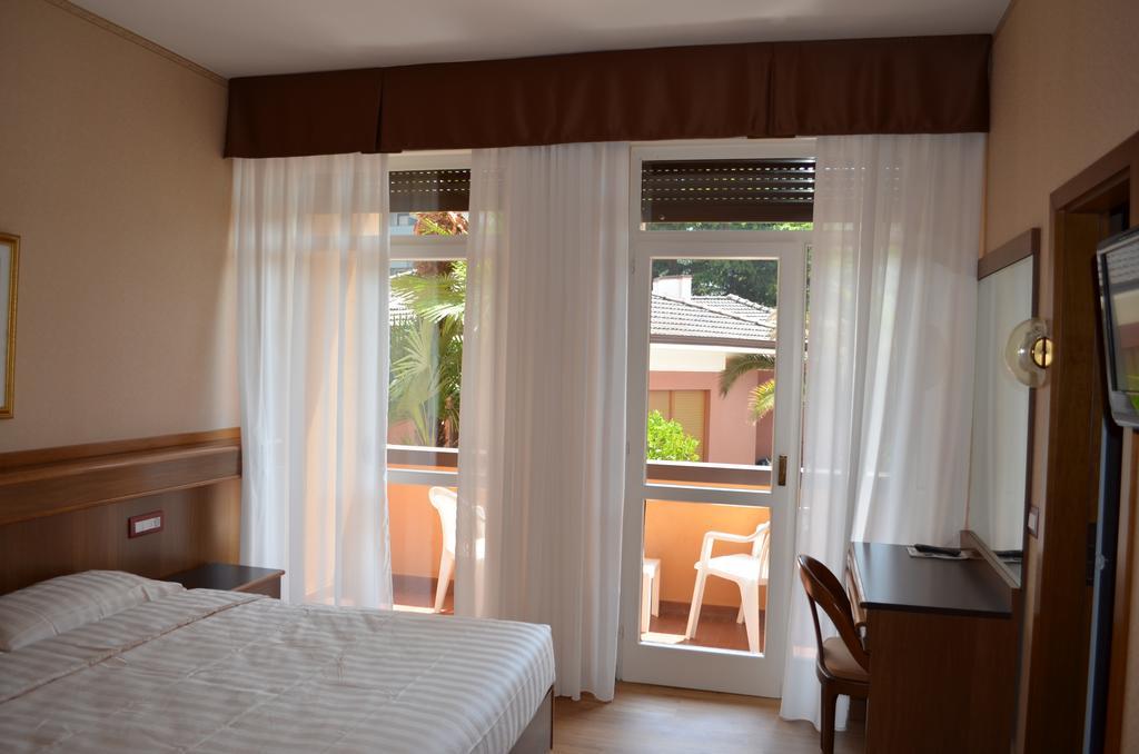 Sunlake Hotel Riva del Garda Extérieur photo