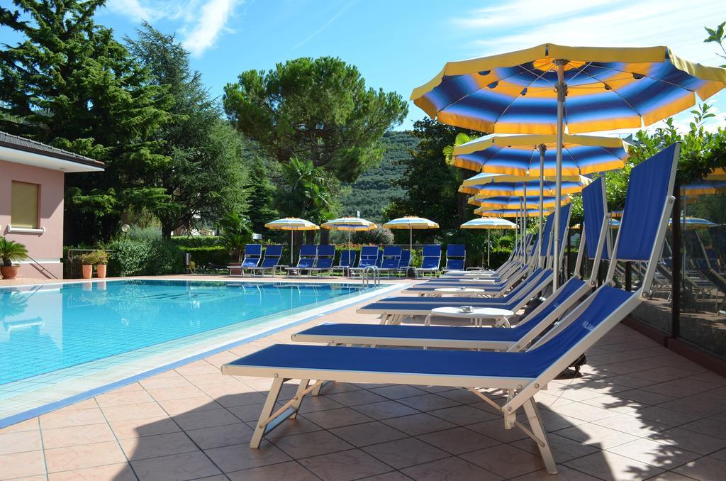 Sunlake Hotel Riva del Garda Extérieur photo